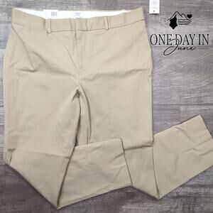 Crown & Ivy Cary Flat Front Pants Size 14 Short